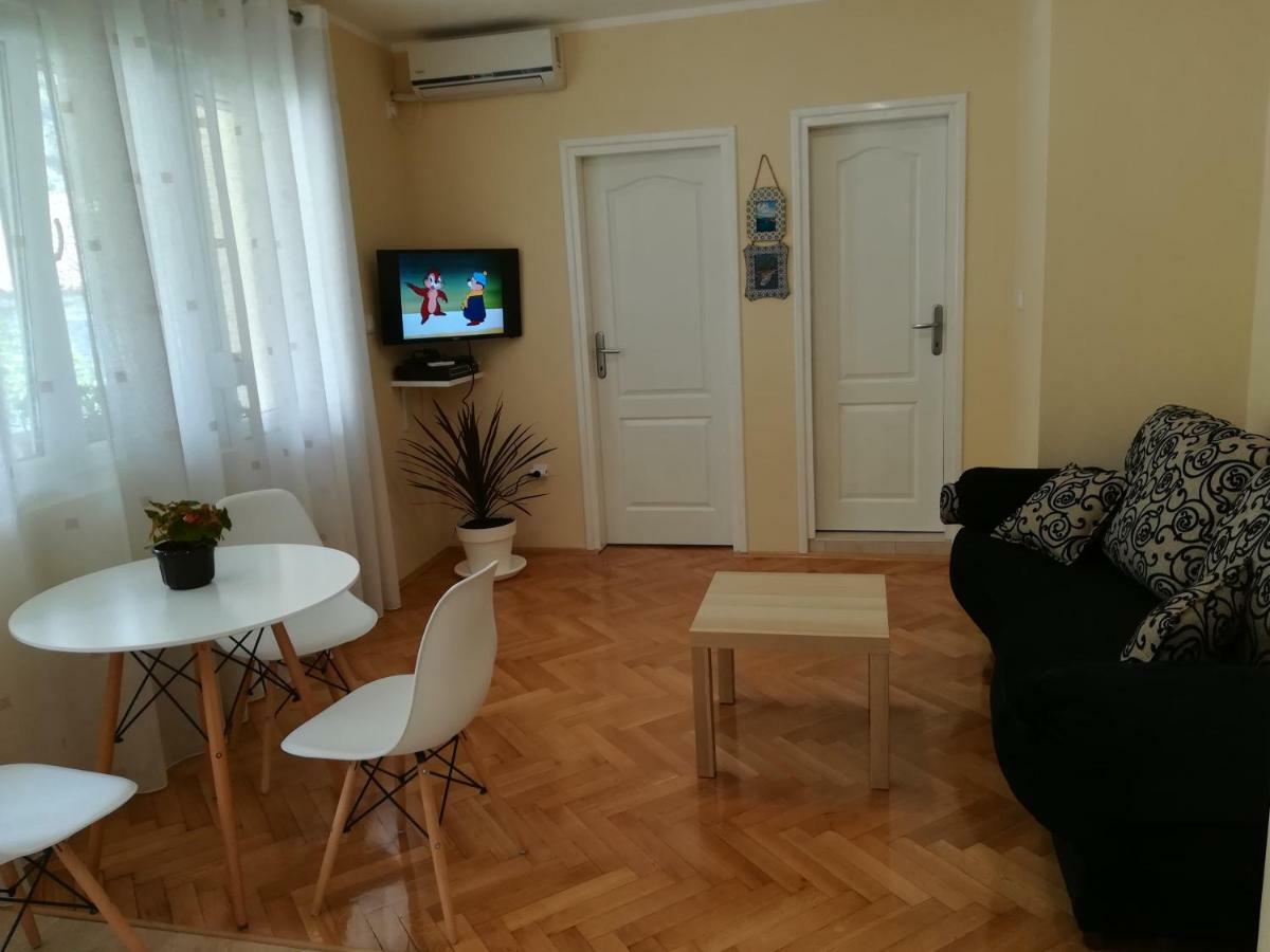 Apartment Nikolic קוטור מראה חיצוני תמונה